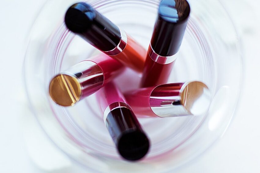 How Lipstick Formulas Enhance Beauty